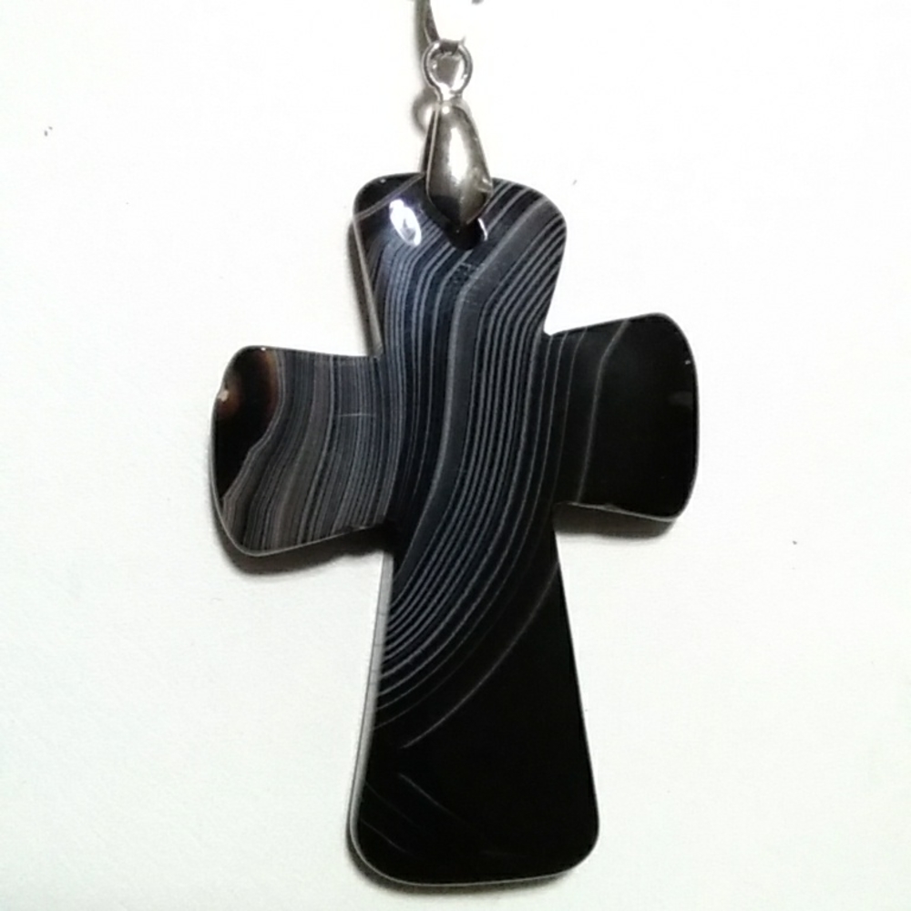 3/$50💎 Banded Agate Cross Pendant
